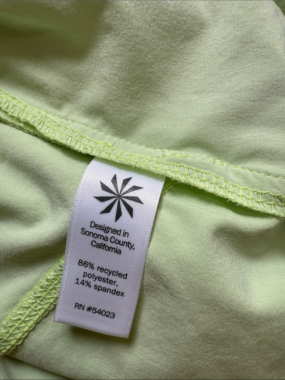 Athleta - Light Green Athletic Shorts with Elastic Waist - Size XS - Picture 8 of 8